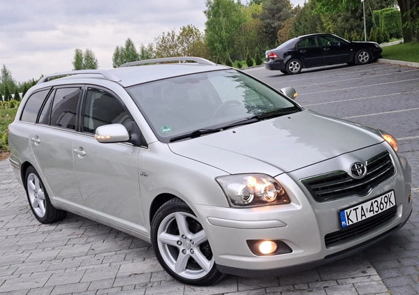 Toyota Avensis cena 21500 przebieg: 185746, rok produkcji 2009 z Tarnów małe 704
